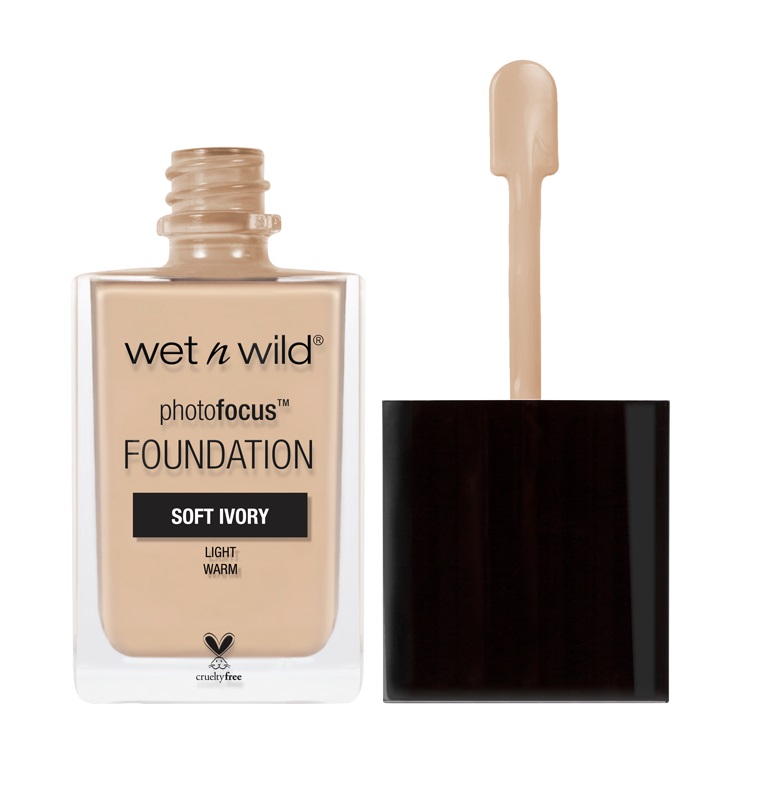 wet n wild Photo Focus Podkład w płynie 30 ml Soft Ivory